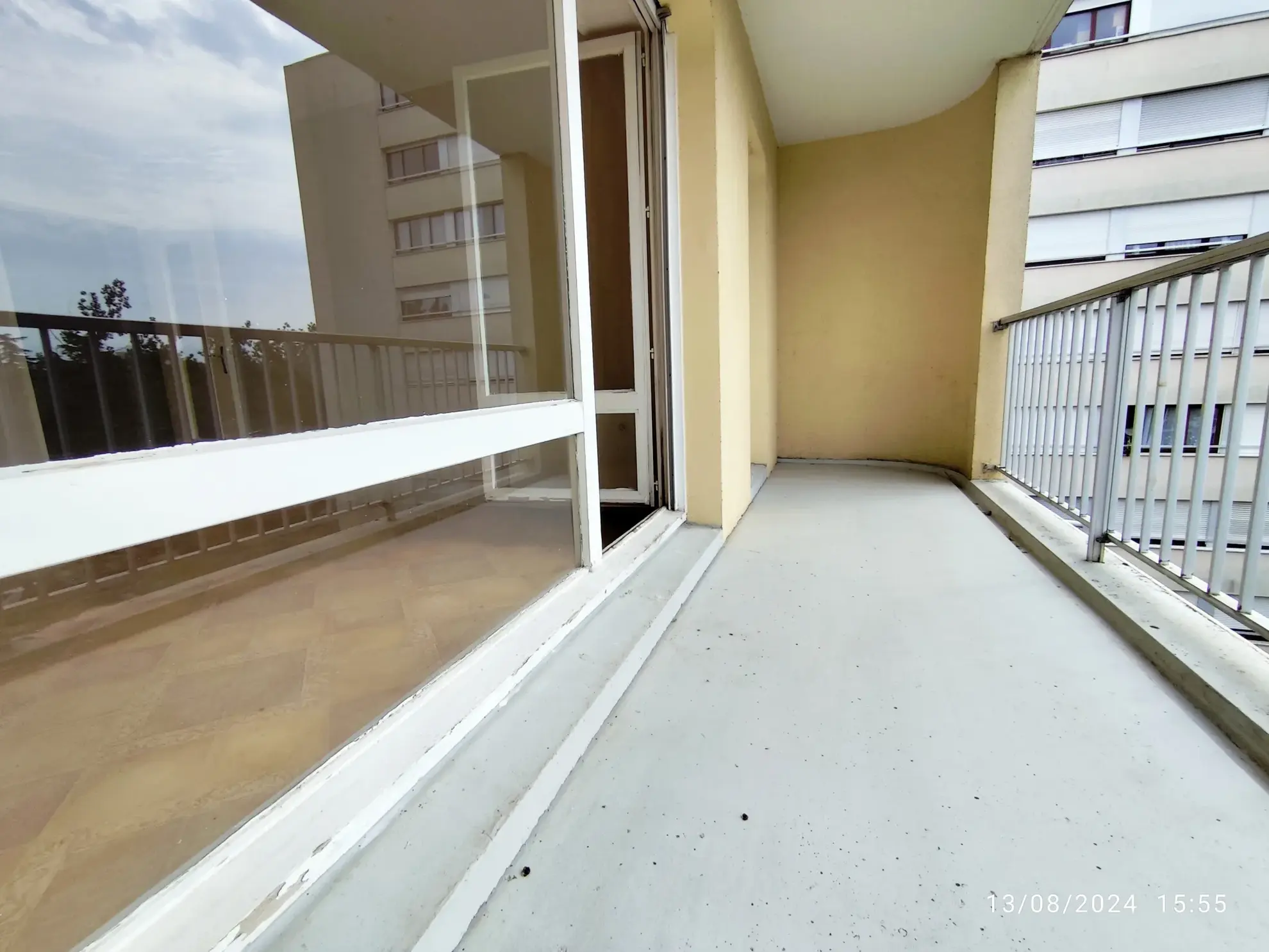 Appartement spacieux T2 à vendre à Pontoise avec balcon 