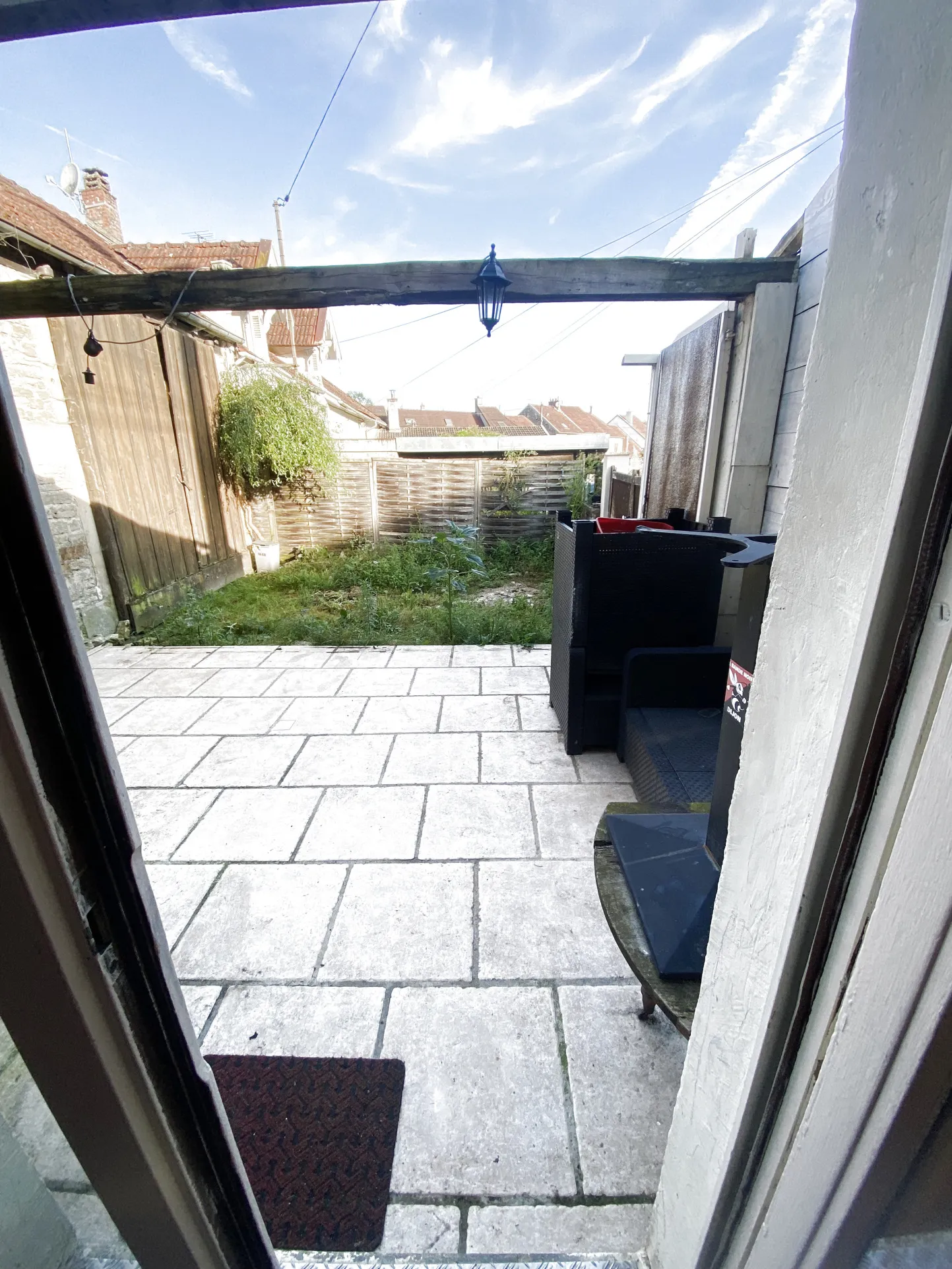 Belle maison avec 4 chambres à 30 km de Dijon 