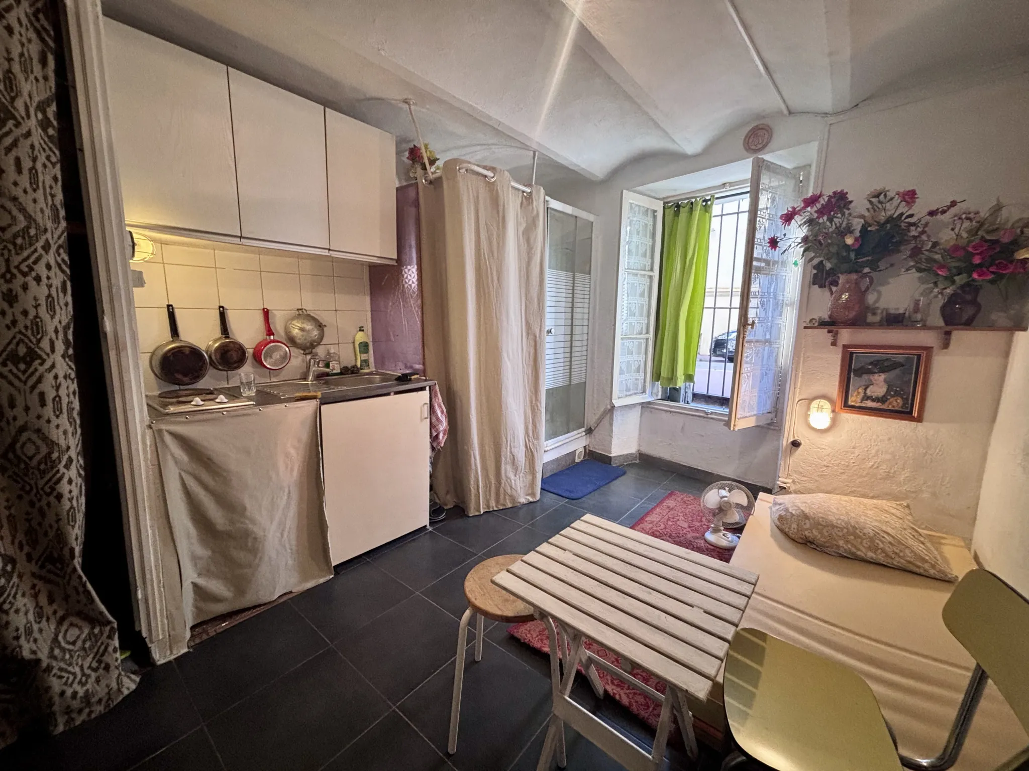 Investissement locatif à Cannes: Appartement de 13 m² au Bas Saint-Nicolas 