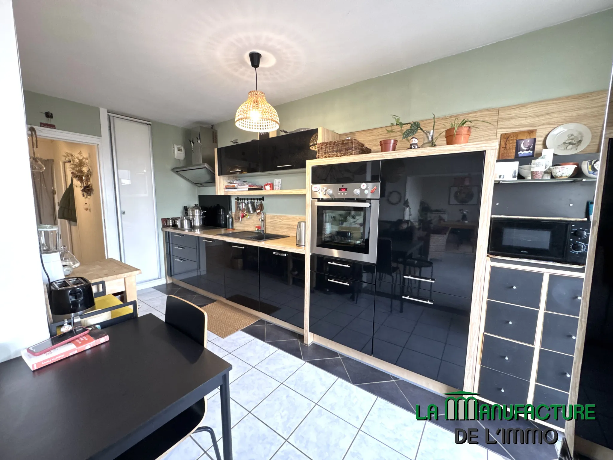 Appartement F4 à vendre à Villeboeuf le Haut, Saint-Étienne 