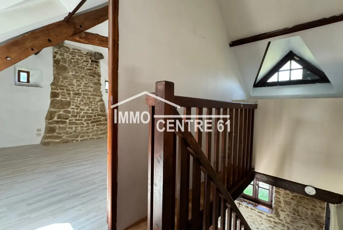 Maison de campagne à Carrouges sur 1725 m² de terrain 