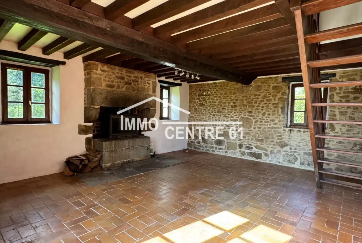 Maison de campagne à Carrouges sur 1725 m² de terrain 