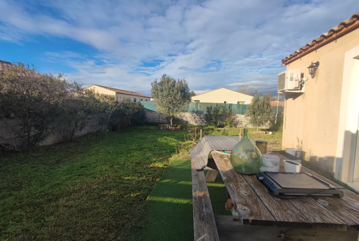 Villa de construction récente avec piscine à Roquecourbe-Minervois 