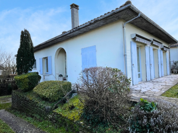 Charmante Maison des Années 60 à Cognac