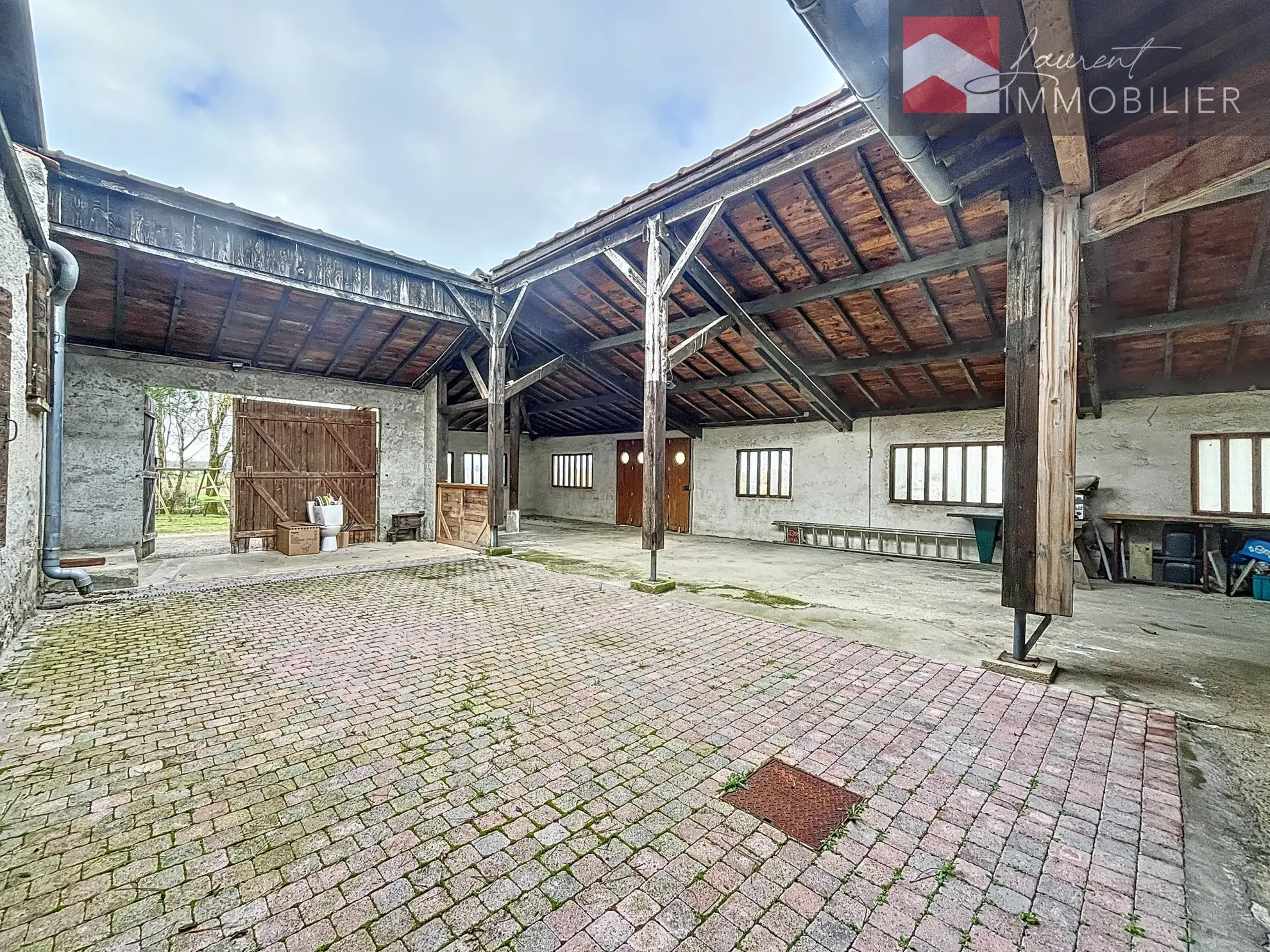 Maison rénovée, 3 chambres + mezzanine près de Pont de Vaux 