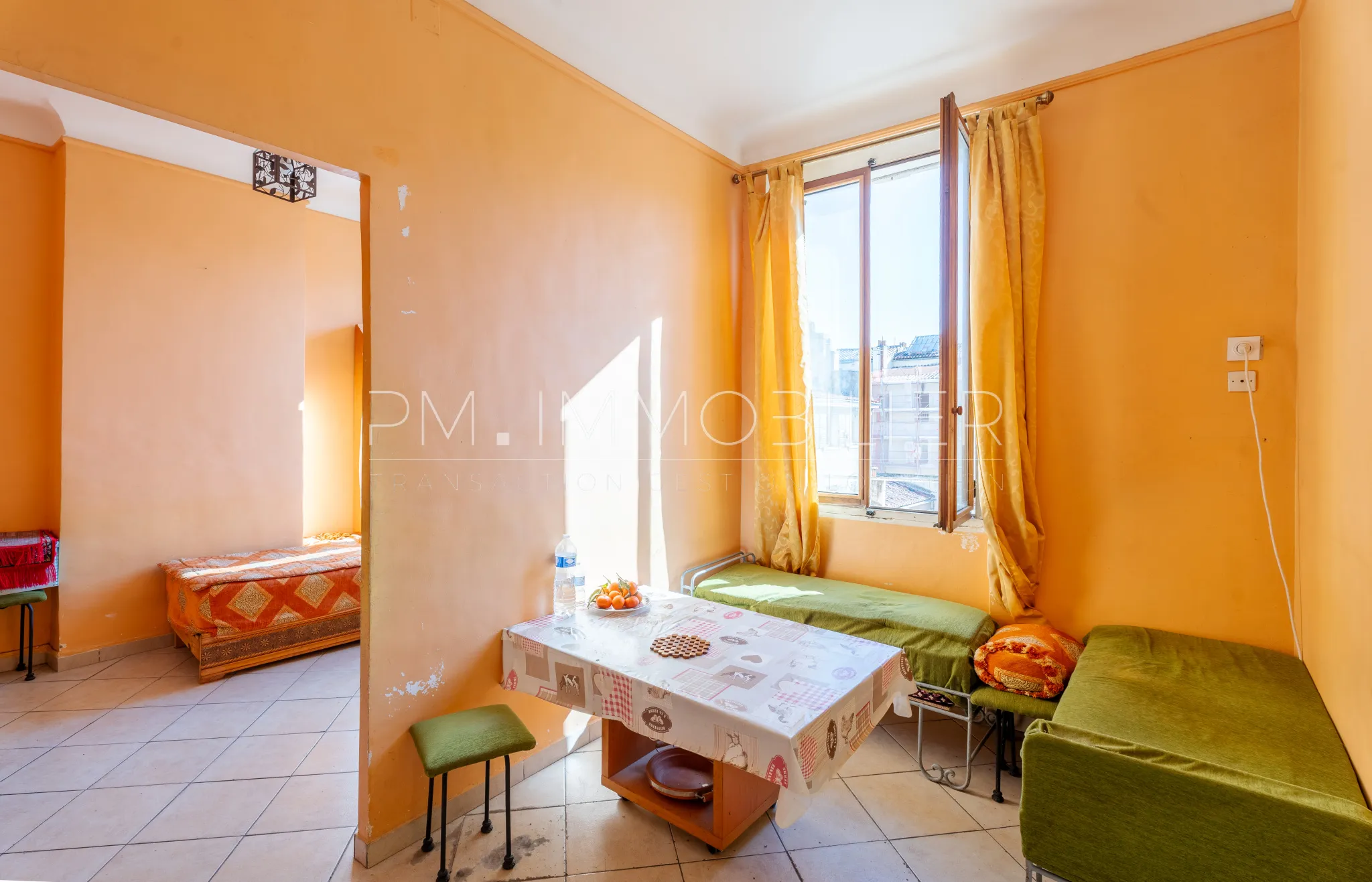 À vendre : Appartement T2 de 37 m² à Belsunce, Marseille 