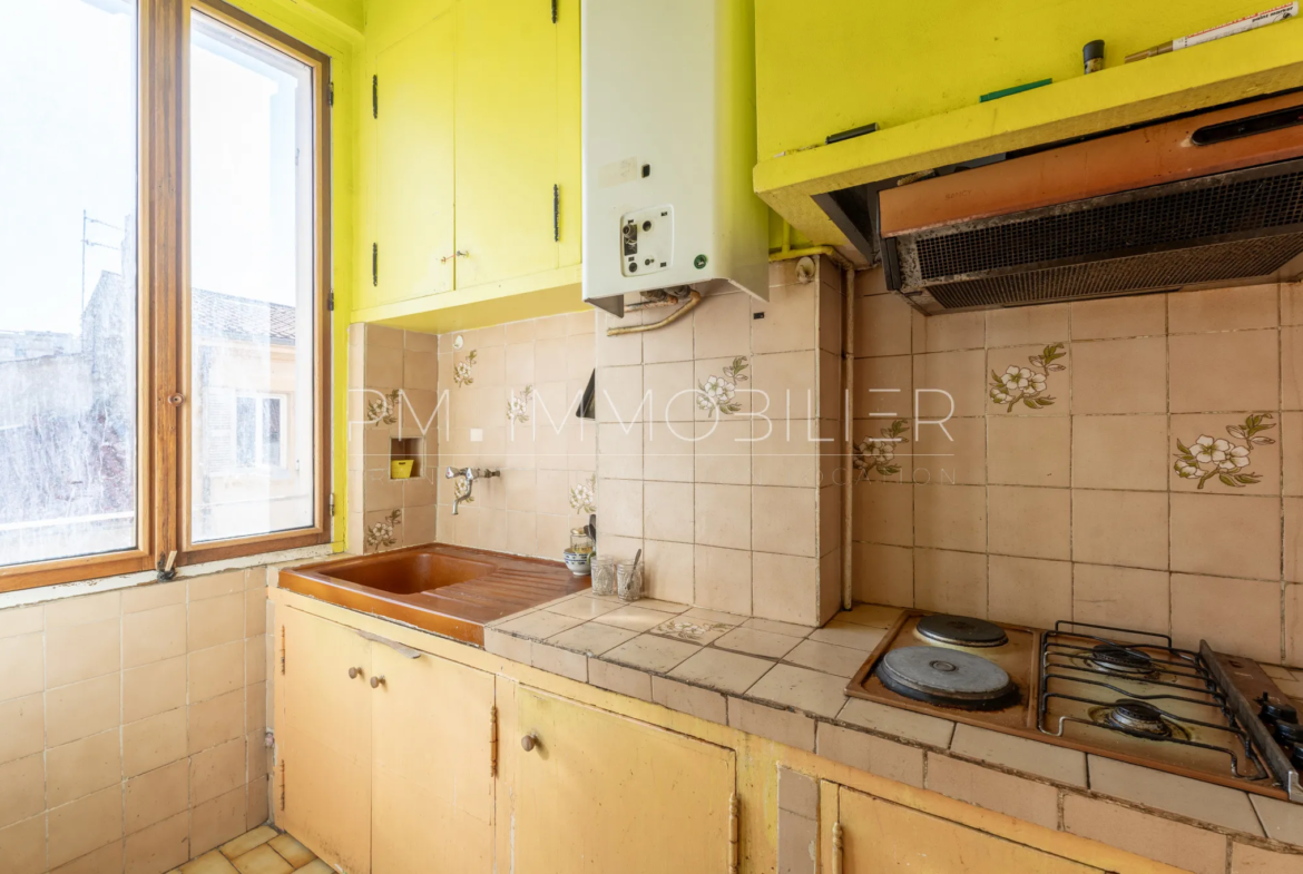 À vendre : Appartement T2 de 37 m² à Belsunce, Marseille 