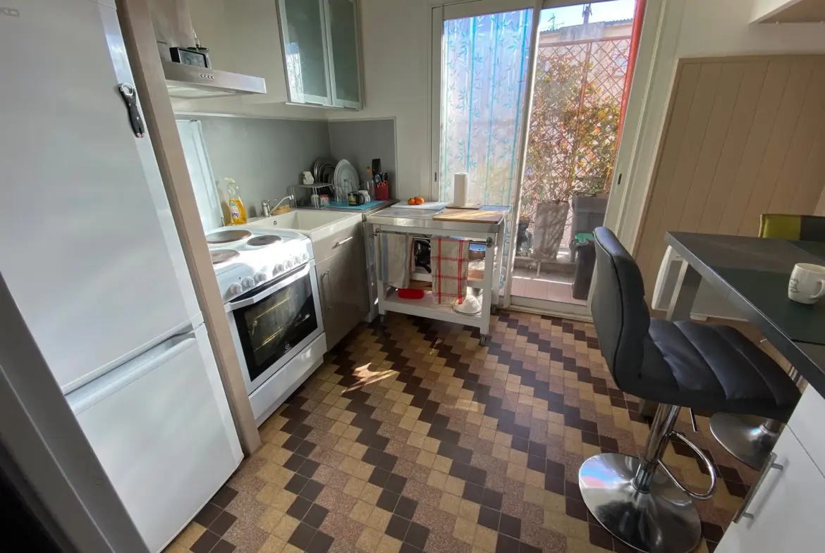 À vendre : Appartement 2 pièces avec balcon à Nîmes 