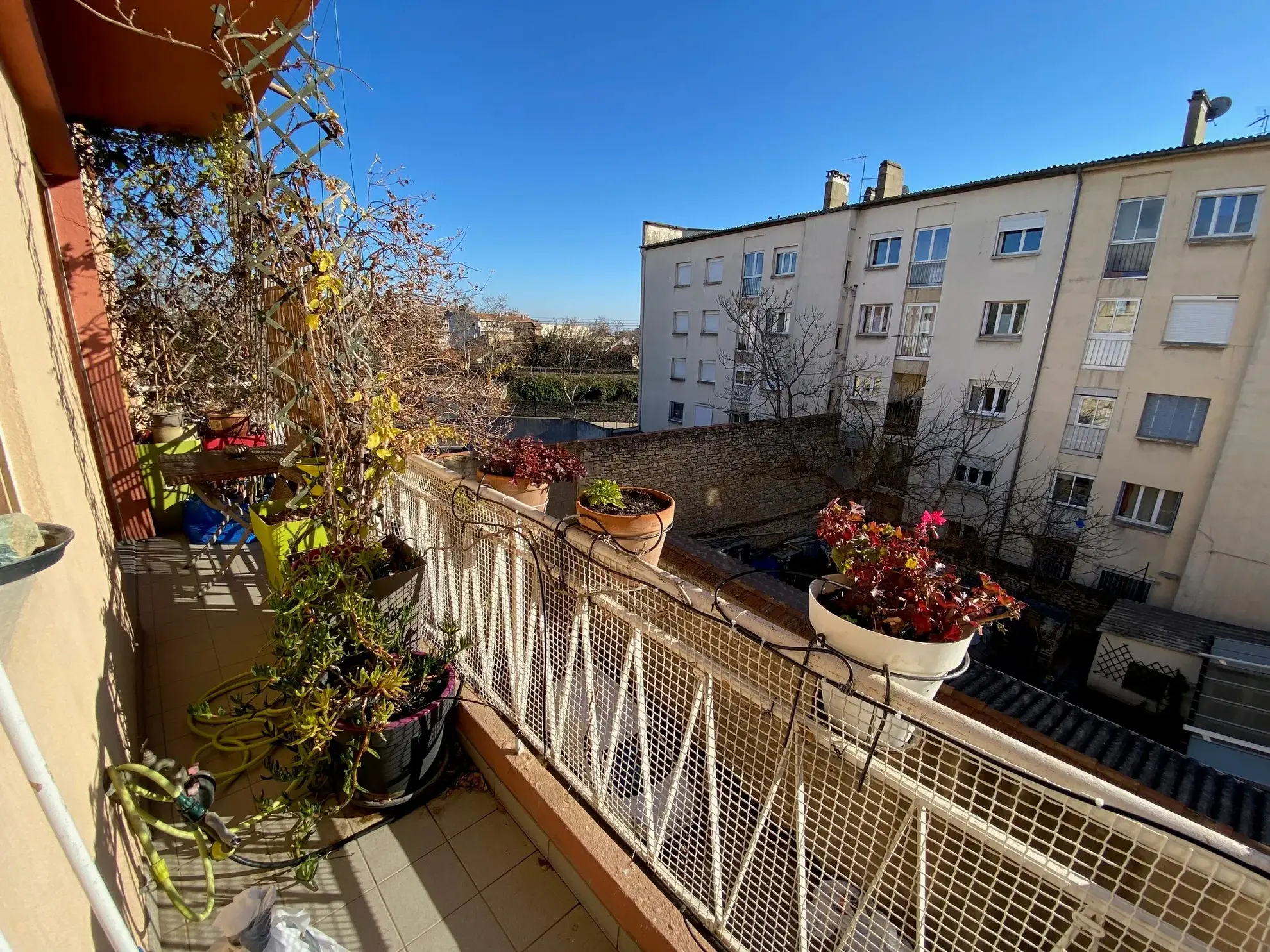 À vendre : Appartement 2 pièces avec balcon à Nîmes 