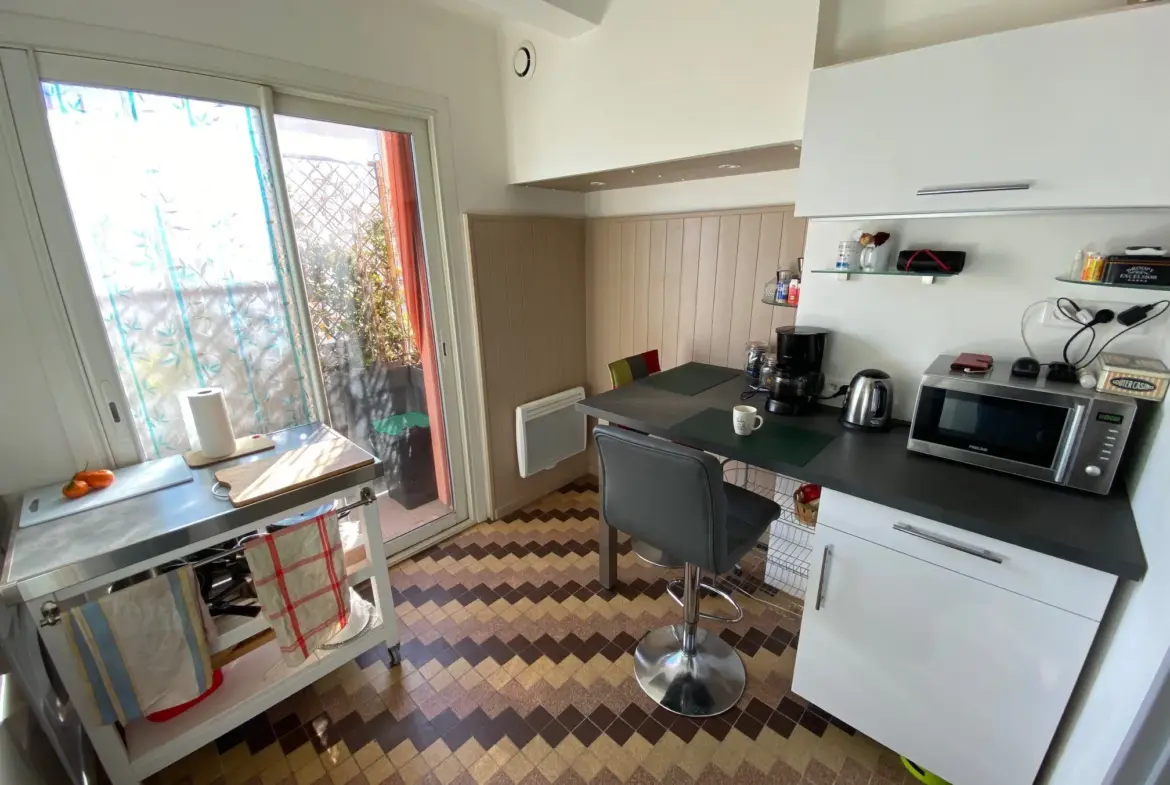 À vendre : Appartement 2 pièces avec balcon à Nîmes 