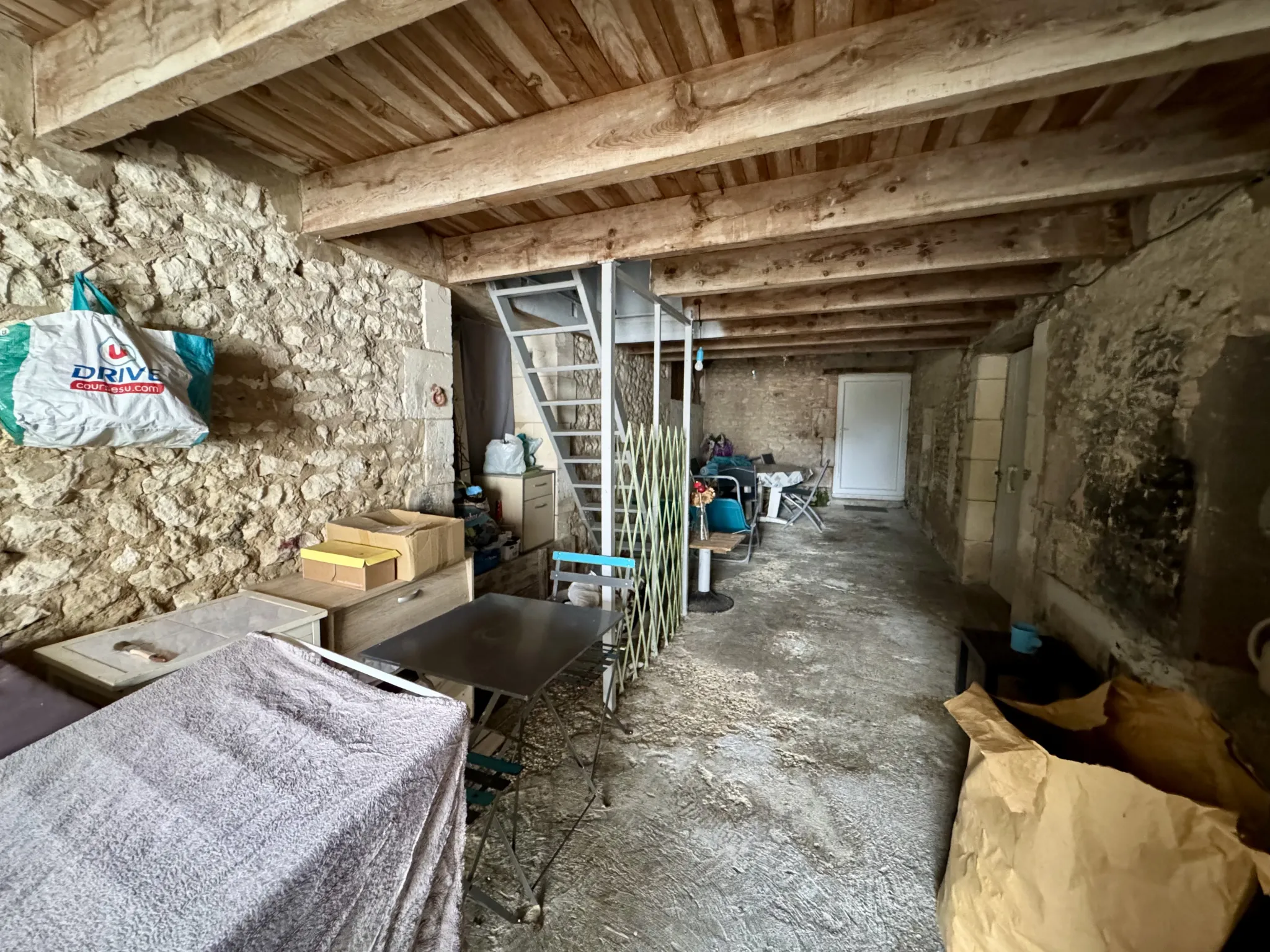 Maison à Meschers sur Gironde – 100 m² avec 3 chambres 