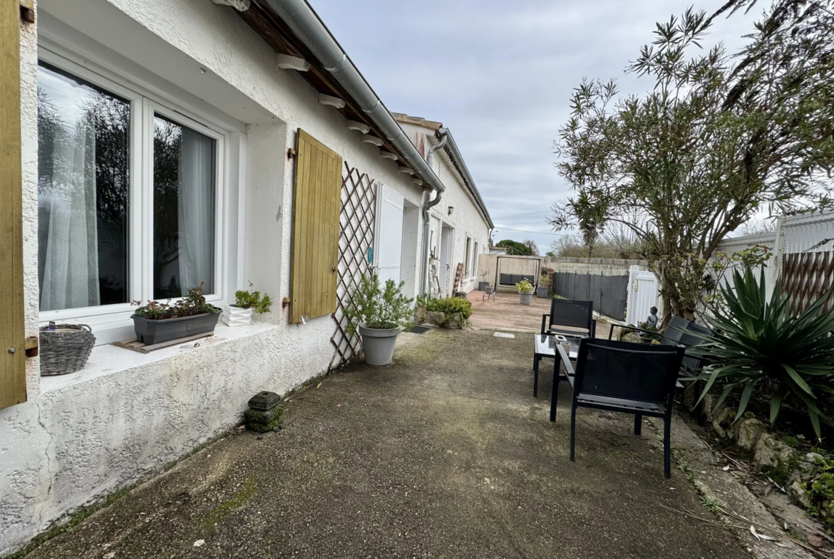 Maison à Meschers sur Gironde – 100 m² avec 3 chambres 