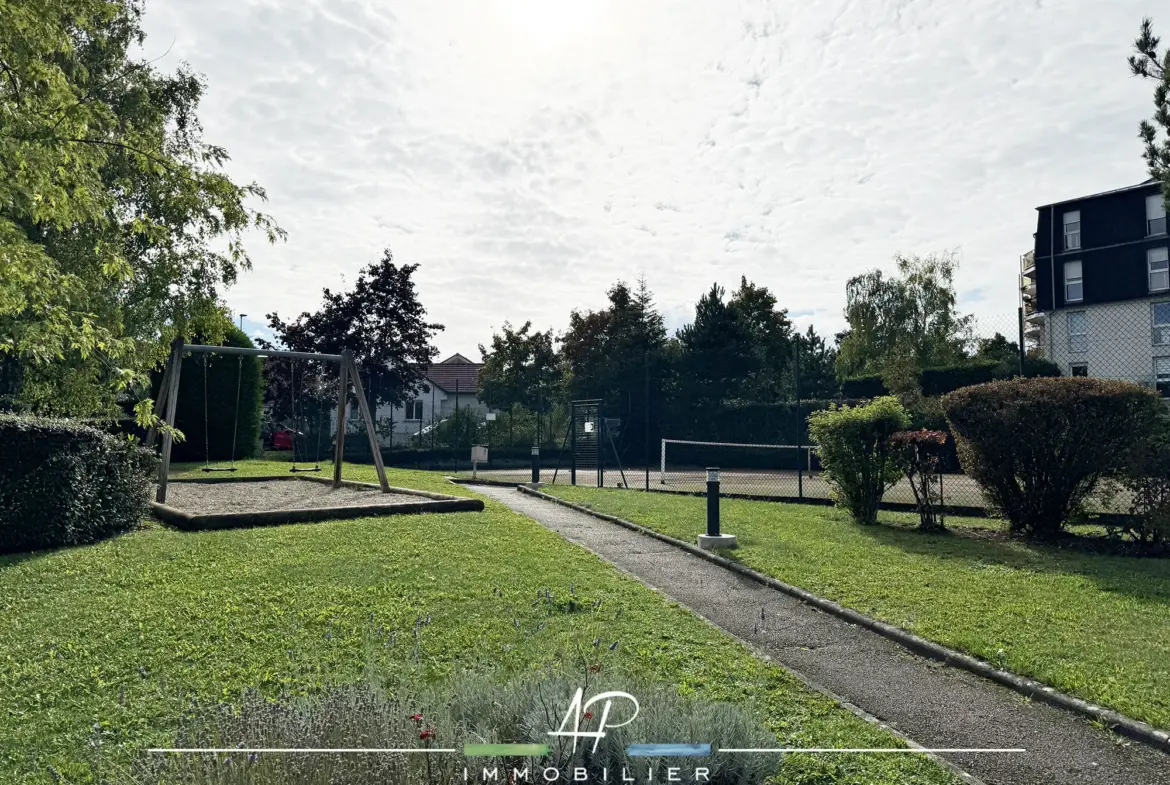 Appartement de Standing avec Terrasse à Fontaine-les-Dijon 