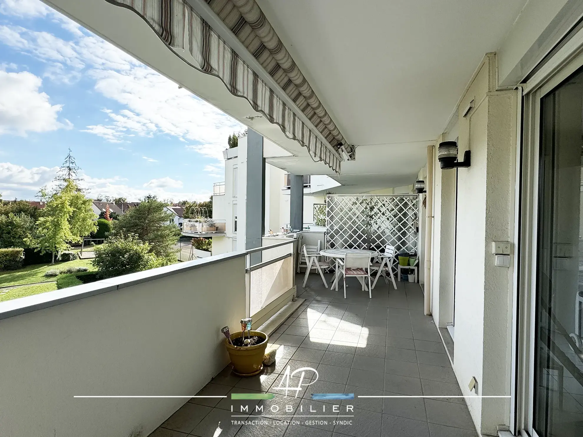 Appartement de Standing avec Terrasse à Fontaine-les-Dijon 