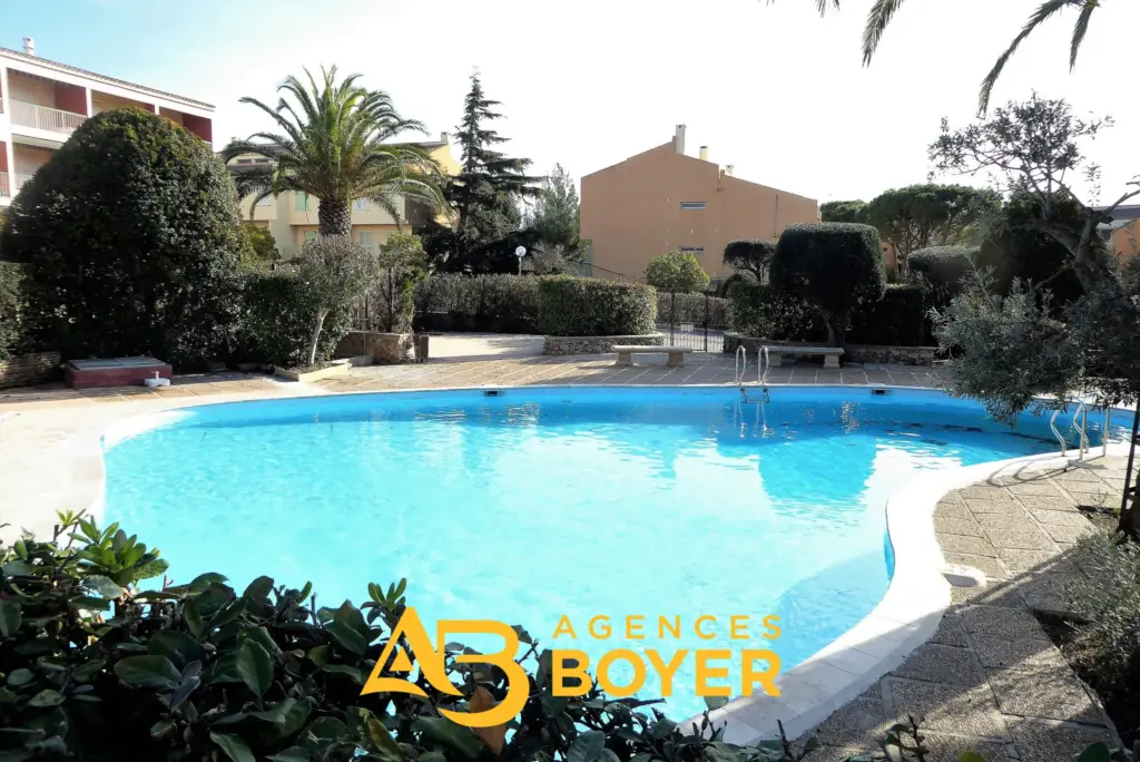 T2 de 34 m² avec terrasse exposée sud à Bandol