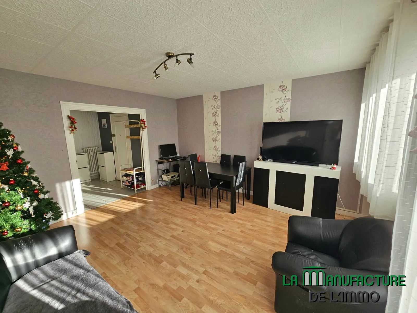 À vendre : Appartement F3 à Saint-Étienne avec balcon, cave et garage 