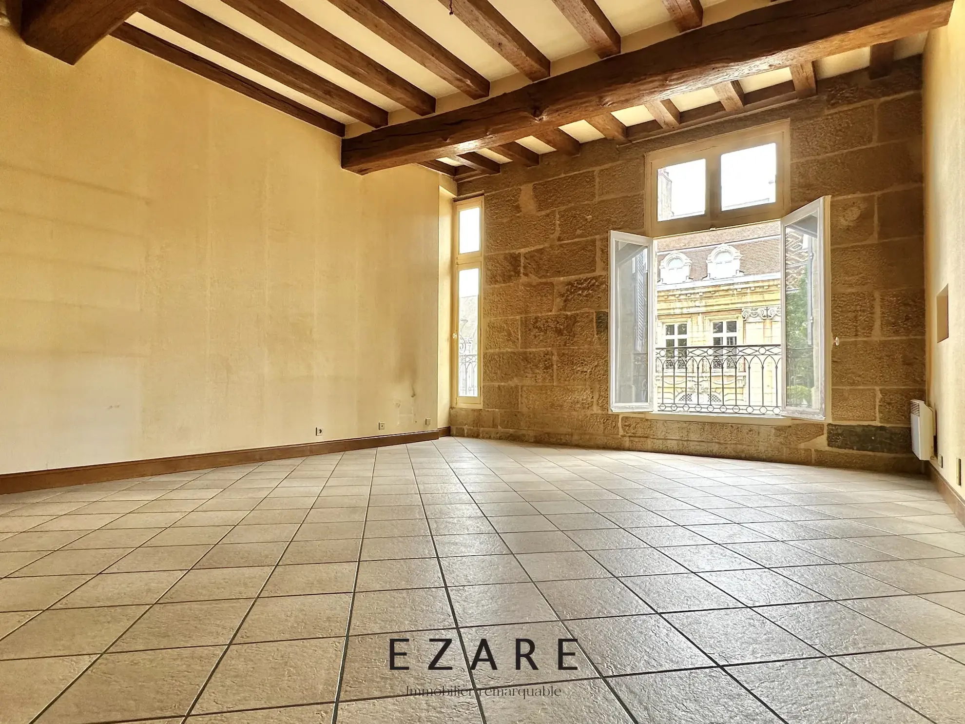 Appartement à rénover de 72,5 m² à vendre à Dijon 