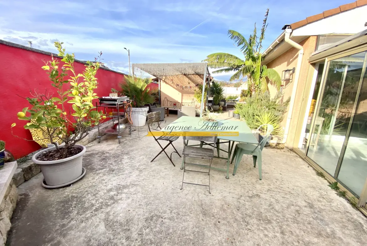 Maison de plain-pied à Ancone avec piscine et 3 chambres 