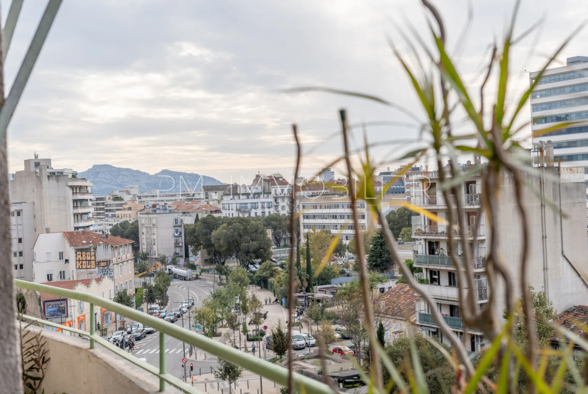 Immeuble de rapport - 3 logements avec jardin à Unieux 