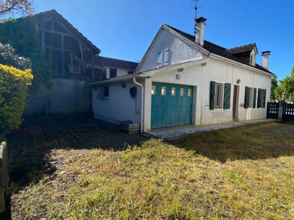 Maison en galets à vendre au centre de Morlaàs