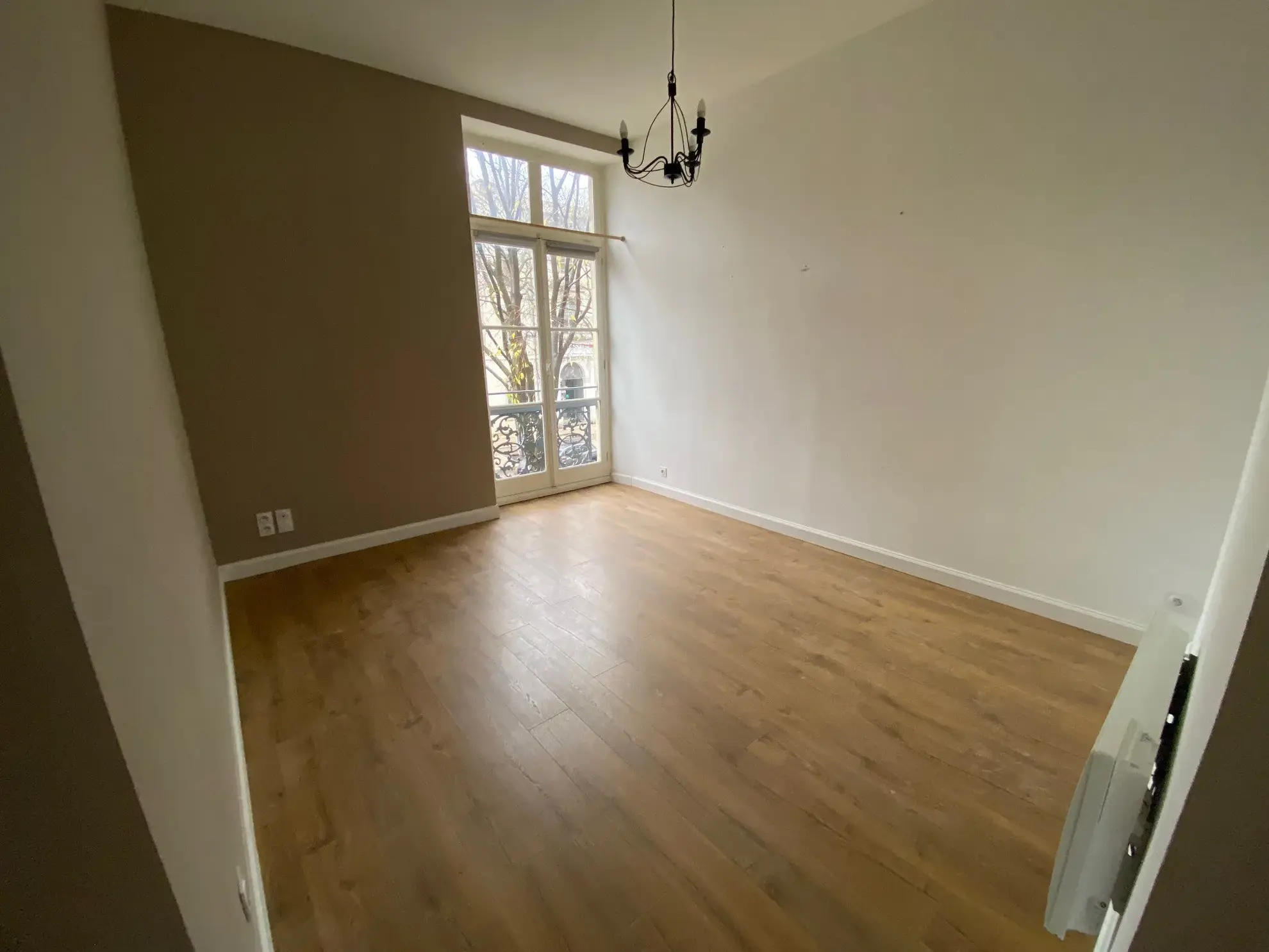 À vendre : T2 de 41 m² à Nîmes, proche Maison Carrée 