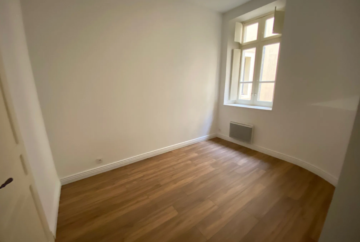 À vendre : T2 de 41 m² à Nîmes, proche Maison Carrée 