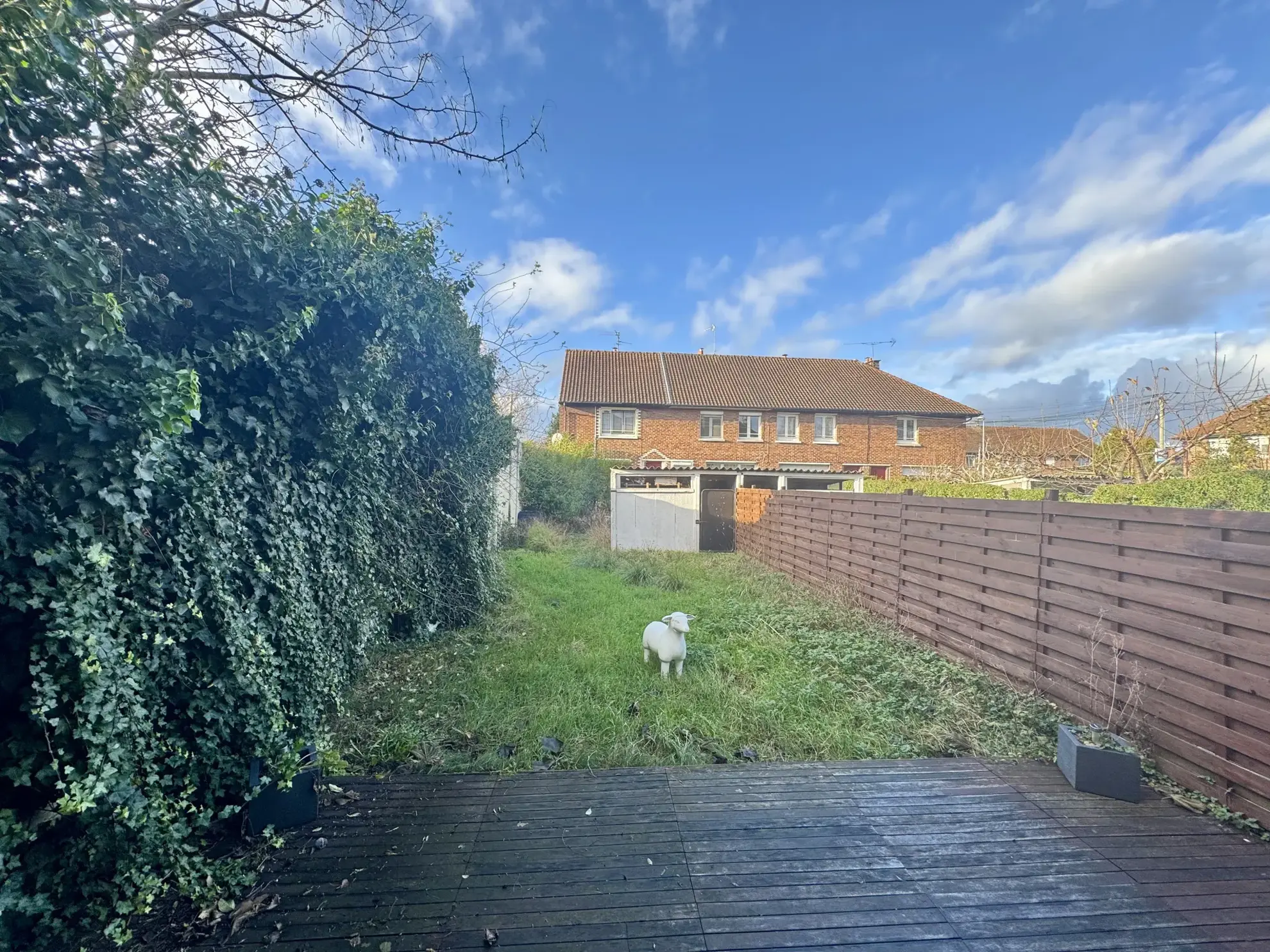 Maison 3 chambres rénovée de 66,5 m² avec jardin à Tourcoing 