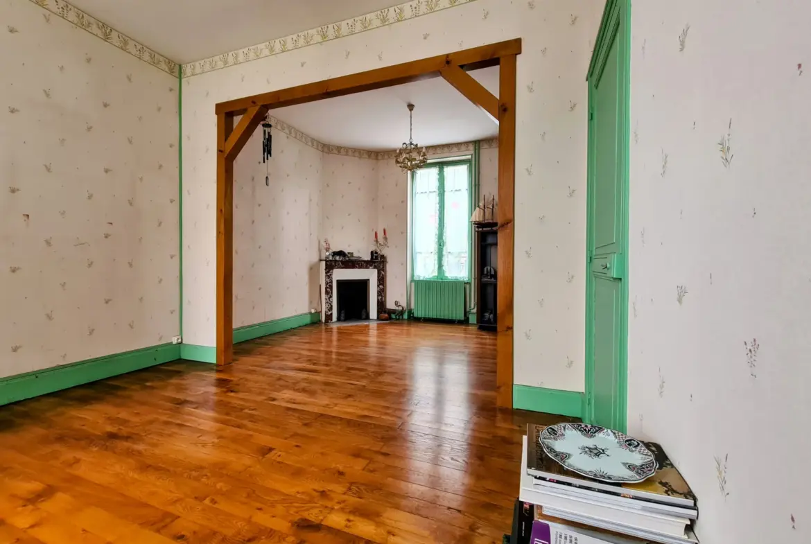 Maison à vendre à Nevers, quartier Montapins - 85 m² avec jardin 