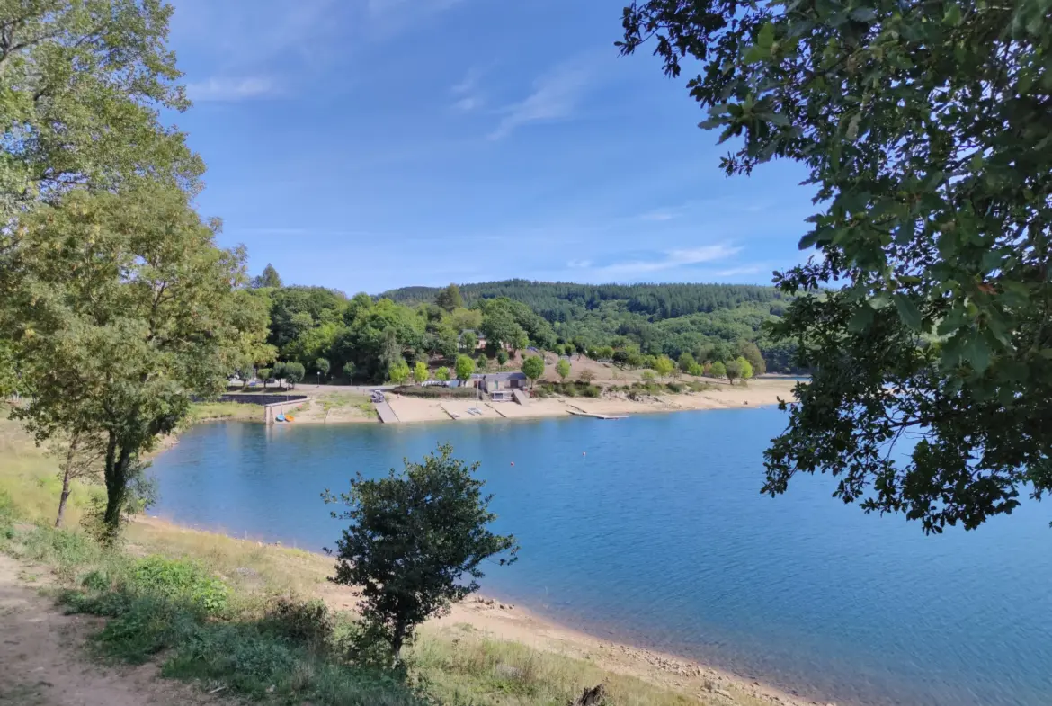 Terrain Constructible 38 euros le m2 à La Salvetat-sur-Agout 