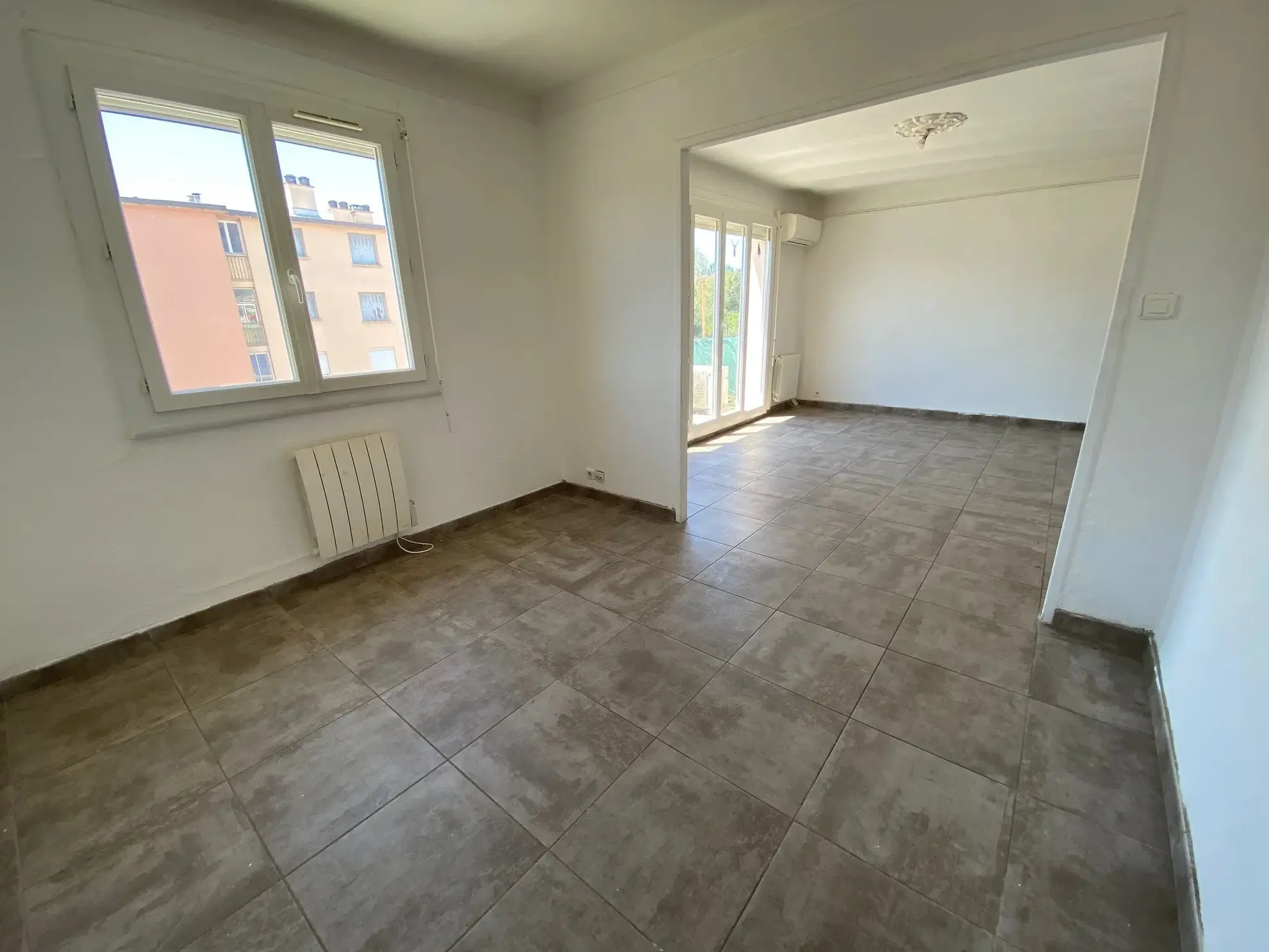 Appartement T3 lumineux 66m2 avec balcon à Nîmes 