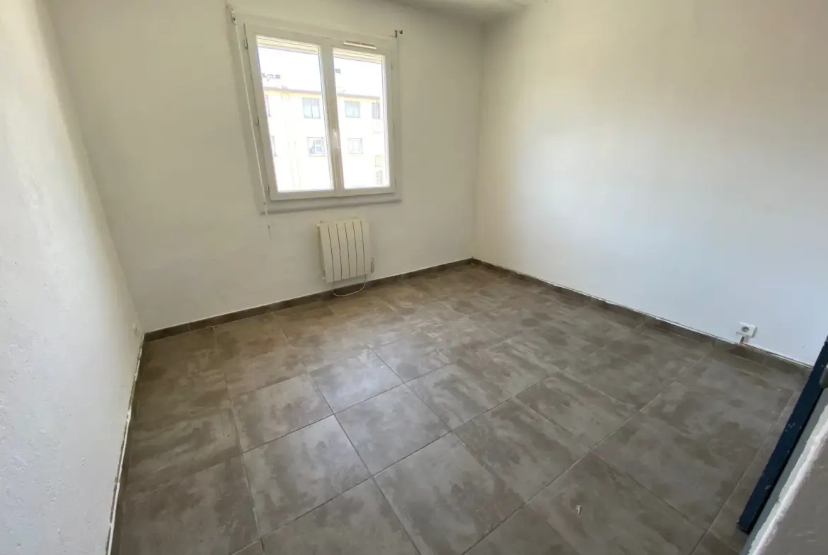 Appartement T3 lumineux 66m2 avec balcon à Nîmes 