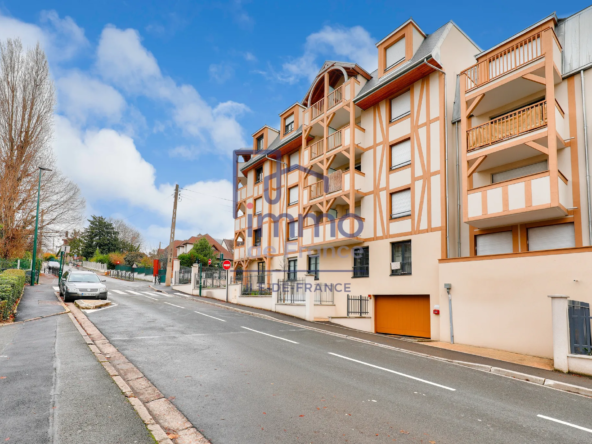 Studio moderne de 33,7 m² à Gagny, à proximité de la gare