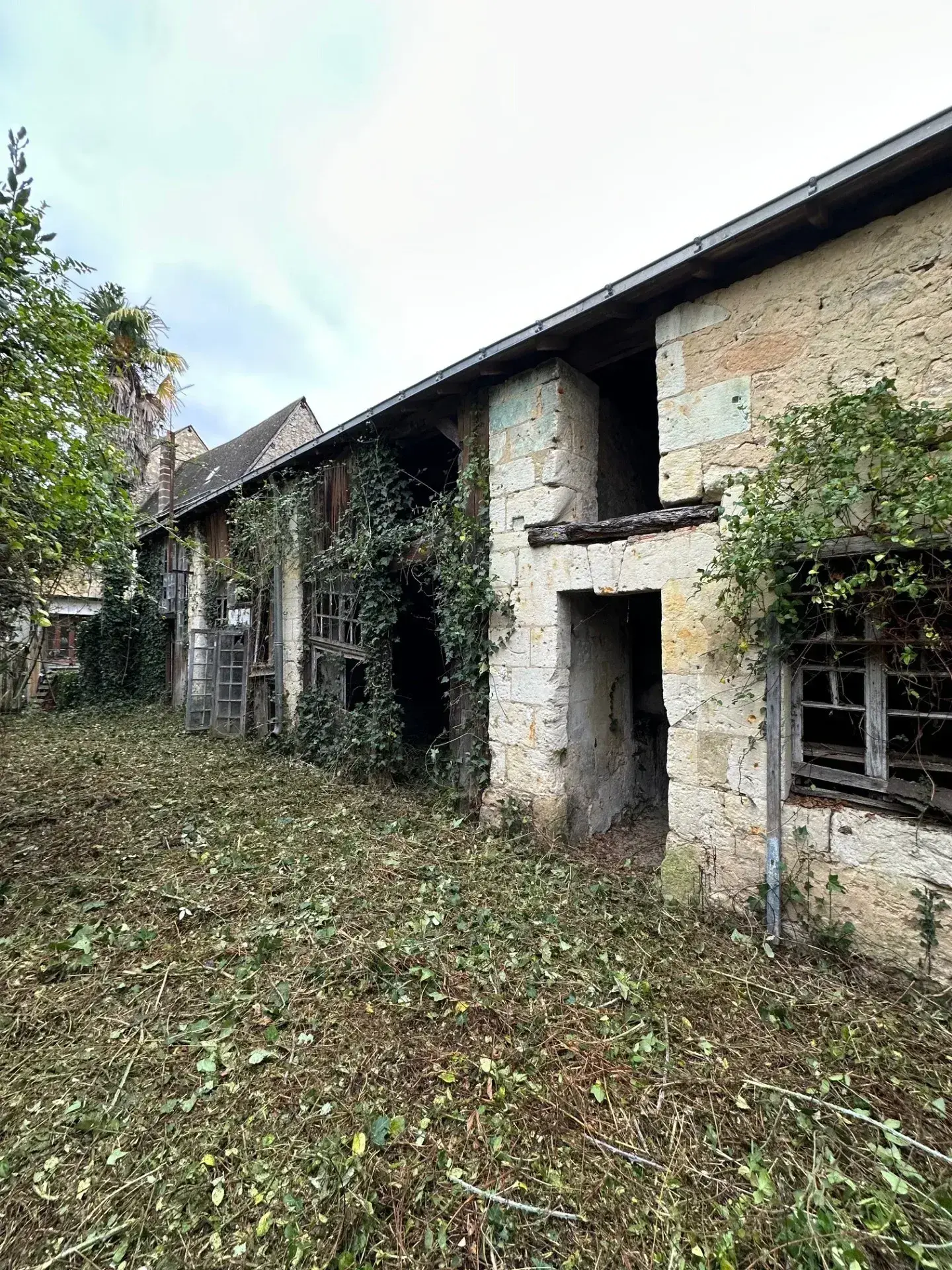 Immeuble à rénover au Centre Ville de Baugé 