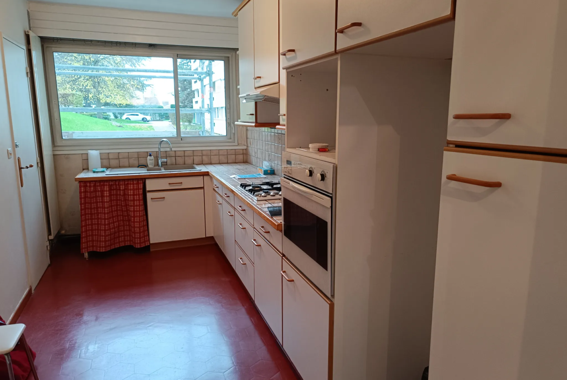 Appartement F2 de 53 m2 avec parking à Plaisir 