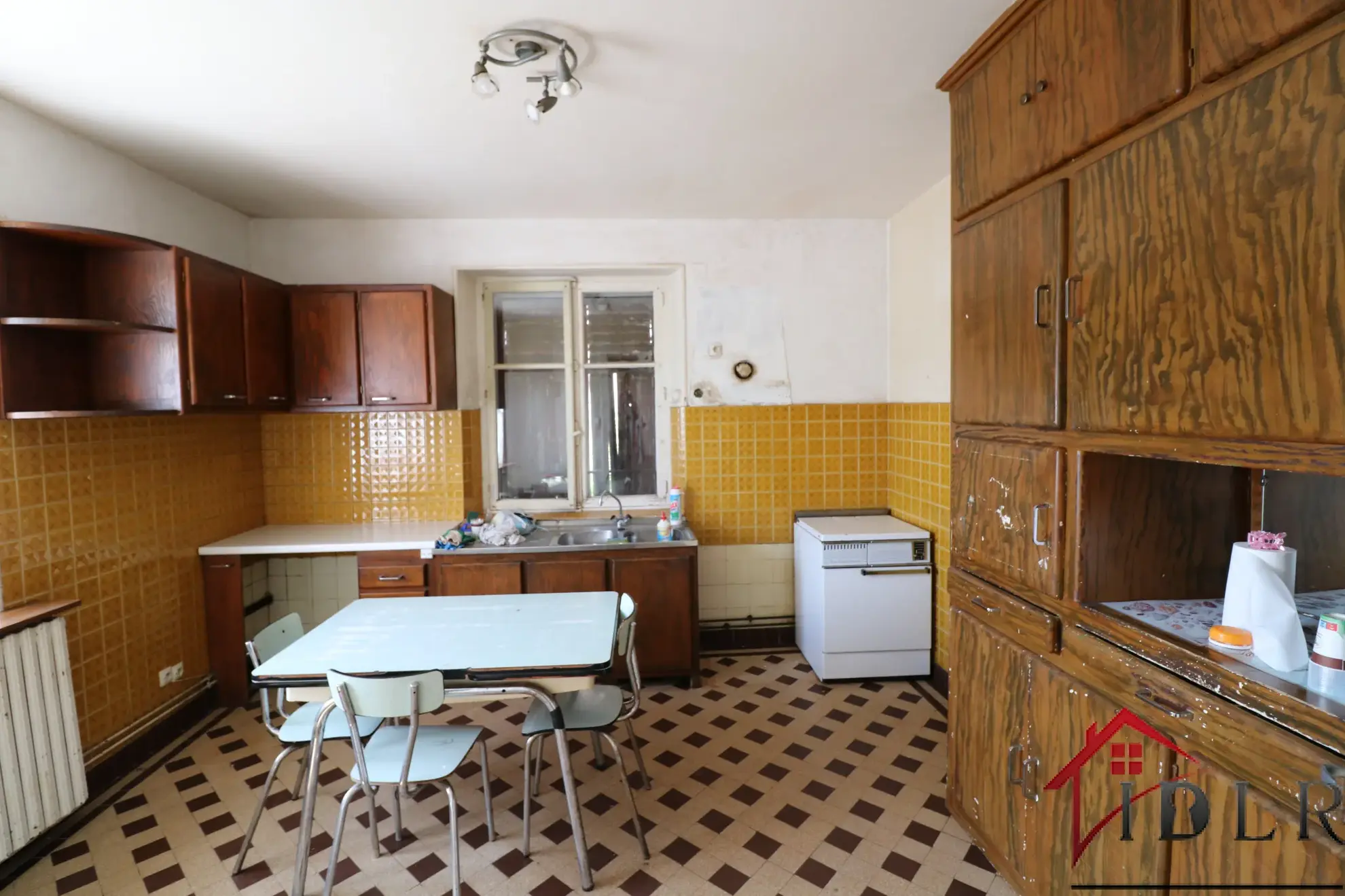 Ferme à Rénover de 153 m² à Beauménil - 4 Chambres, Dépendances 