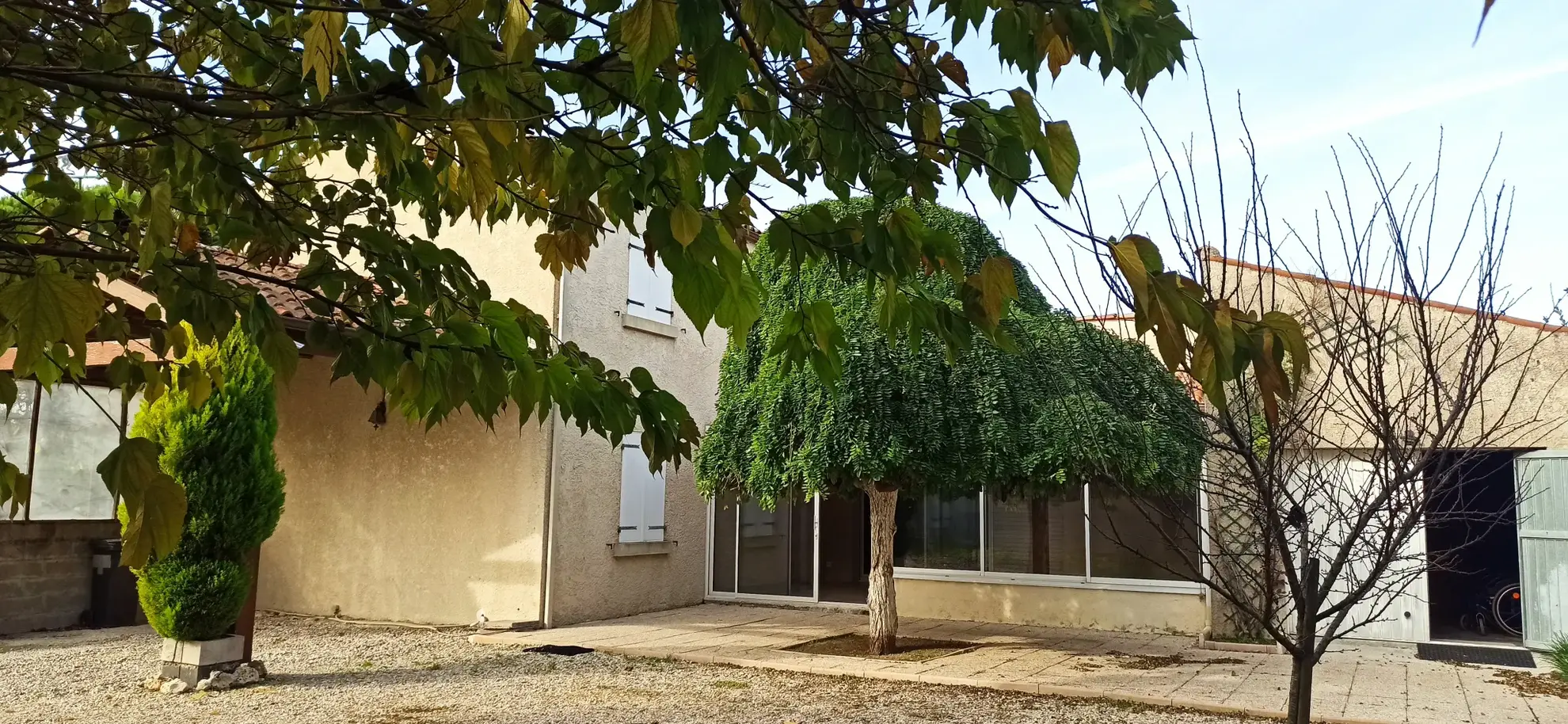 Charmante maison à vendre à Châteaubernard 