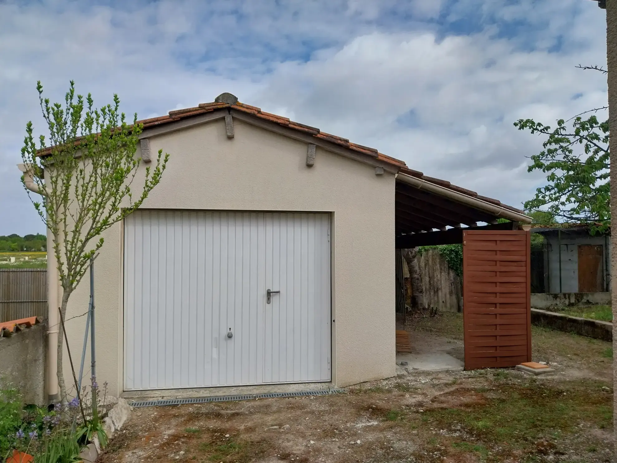 Charmante maison à vendre à Châteaubernard 