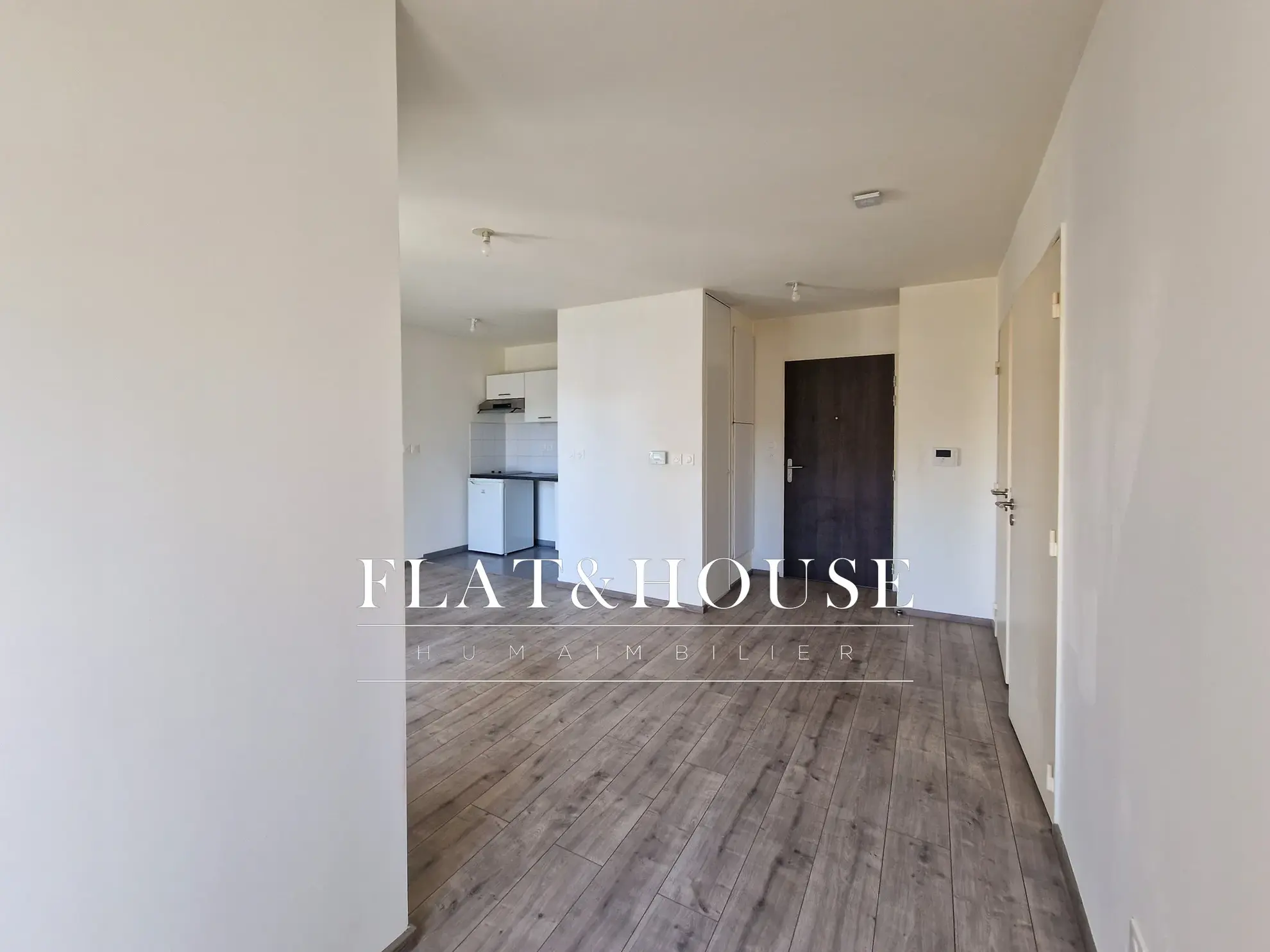 Appartement T2 lumineux avec balcon et parking à Nantes - Quartier Schuman 