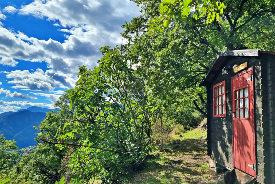 Terrain de Loisir de 1 252 m² avec Cabanons aux Adrets 