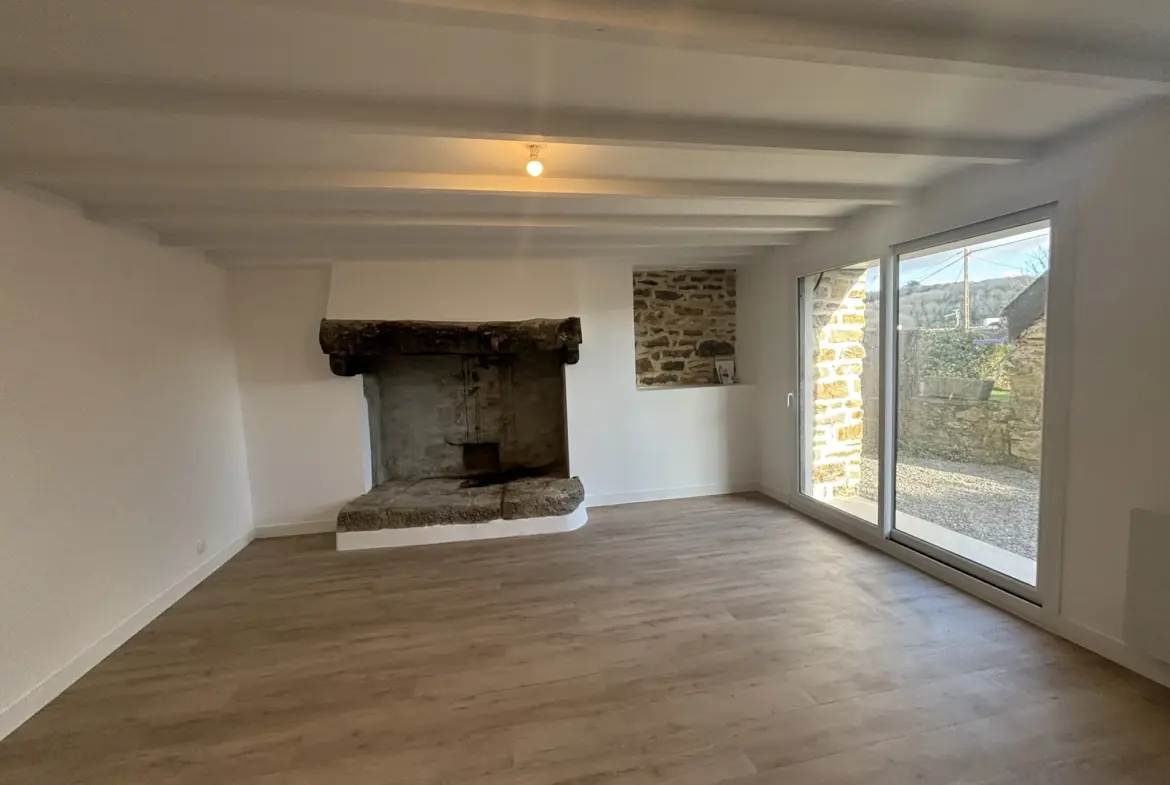 Maison en pierre rénovée à Plougastel Daoulas - 213 000 EUR 