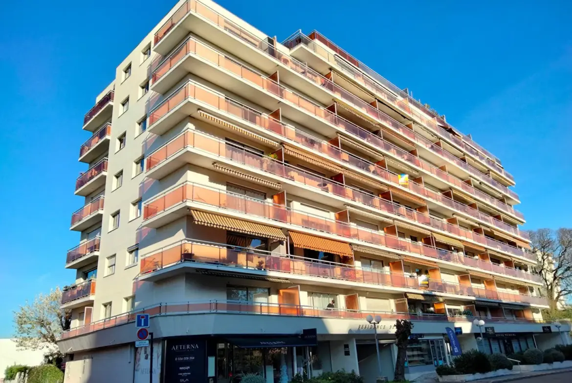 Appartement T2 lumineux avec terrasse à Bordeaux-Cauderan 