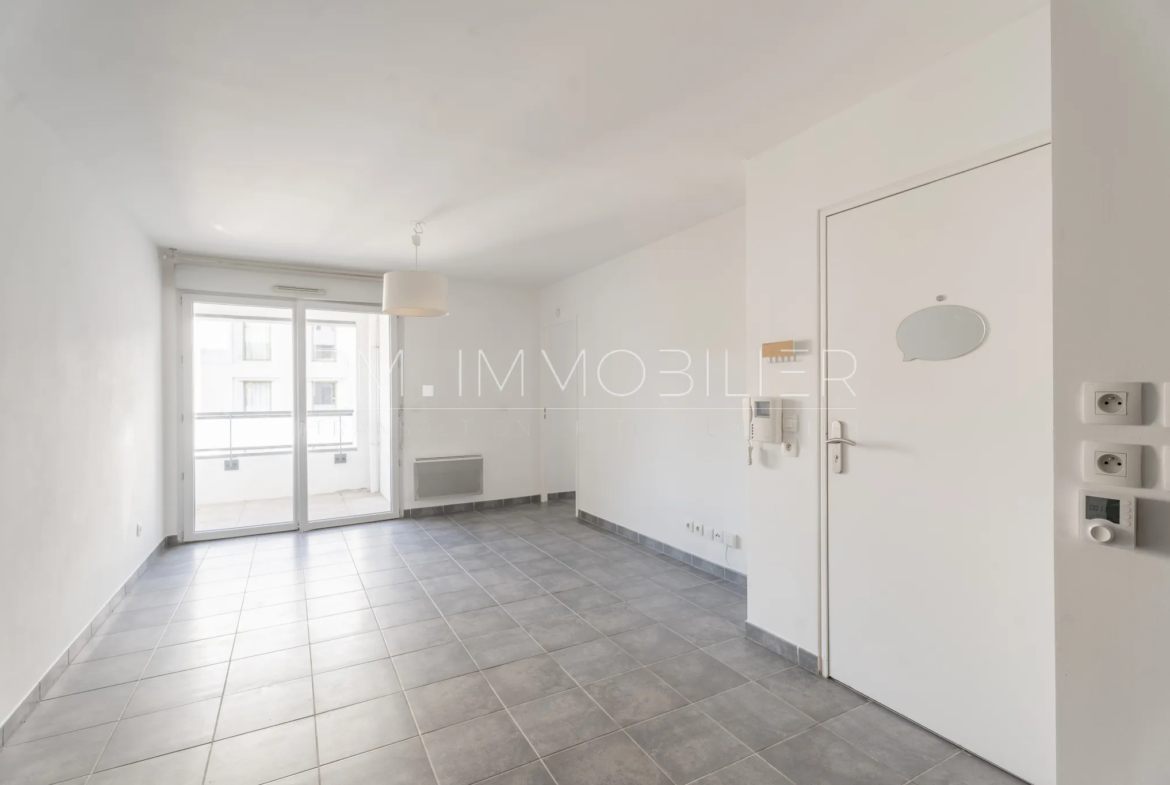 Vente Appartement T2 à Marseille Joliette - 169 000 € 