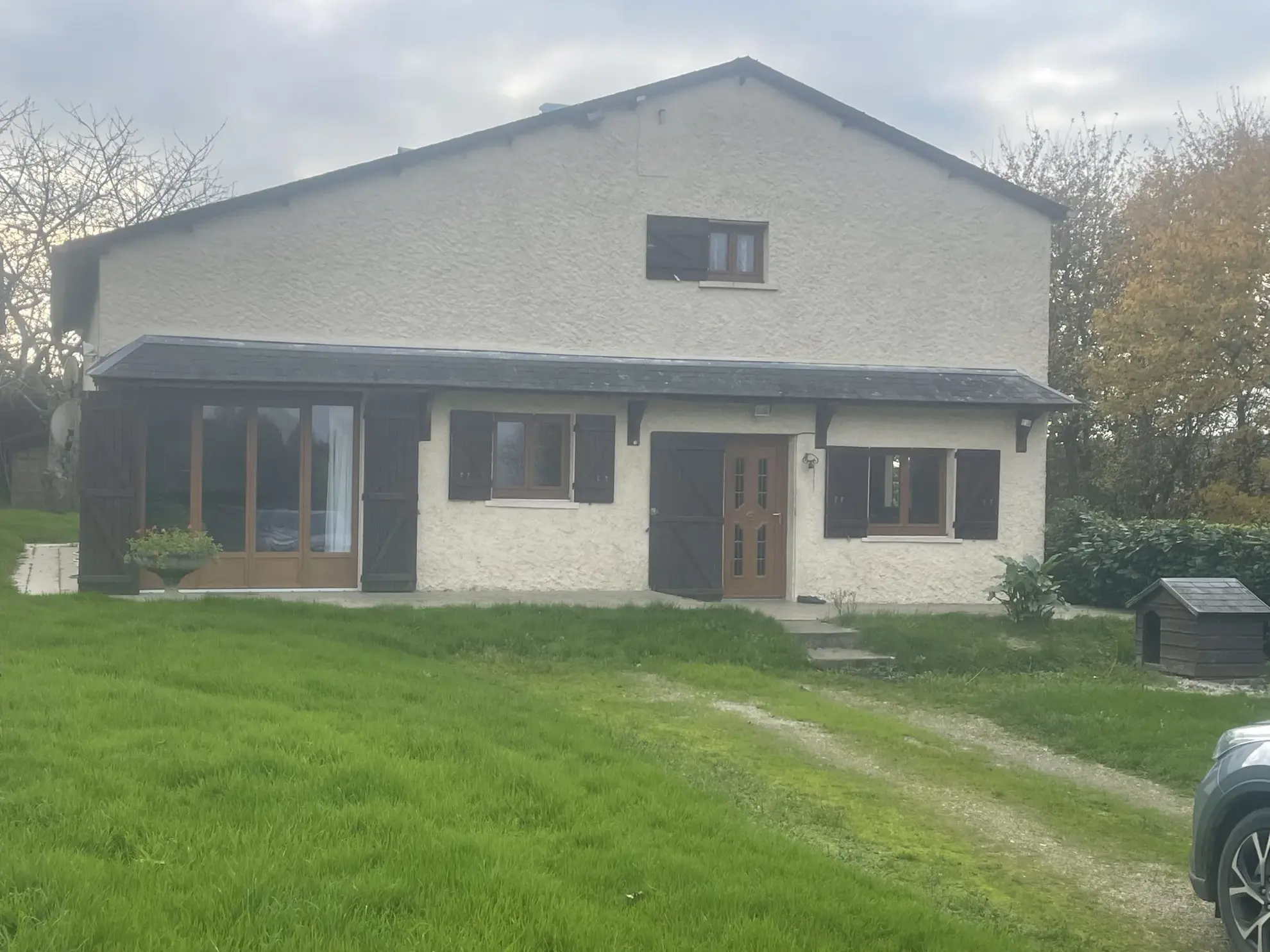 Maison au calme sur 5000 m² de terrain à Camembert 