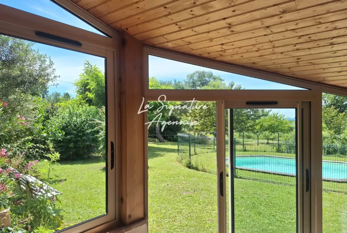 Charmante maison en pierre avec piscine et pigeonnier à Prayssas 