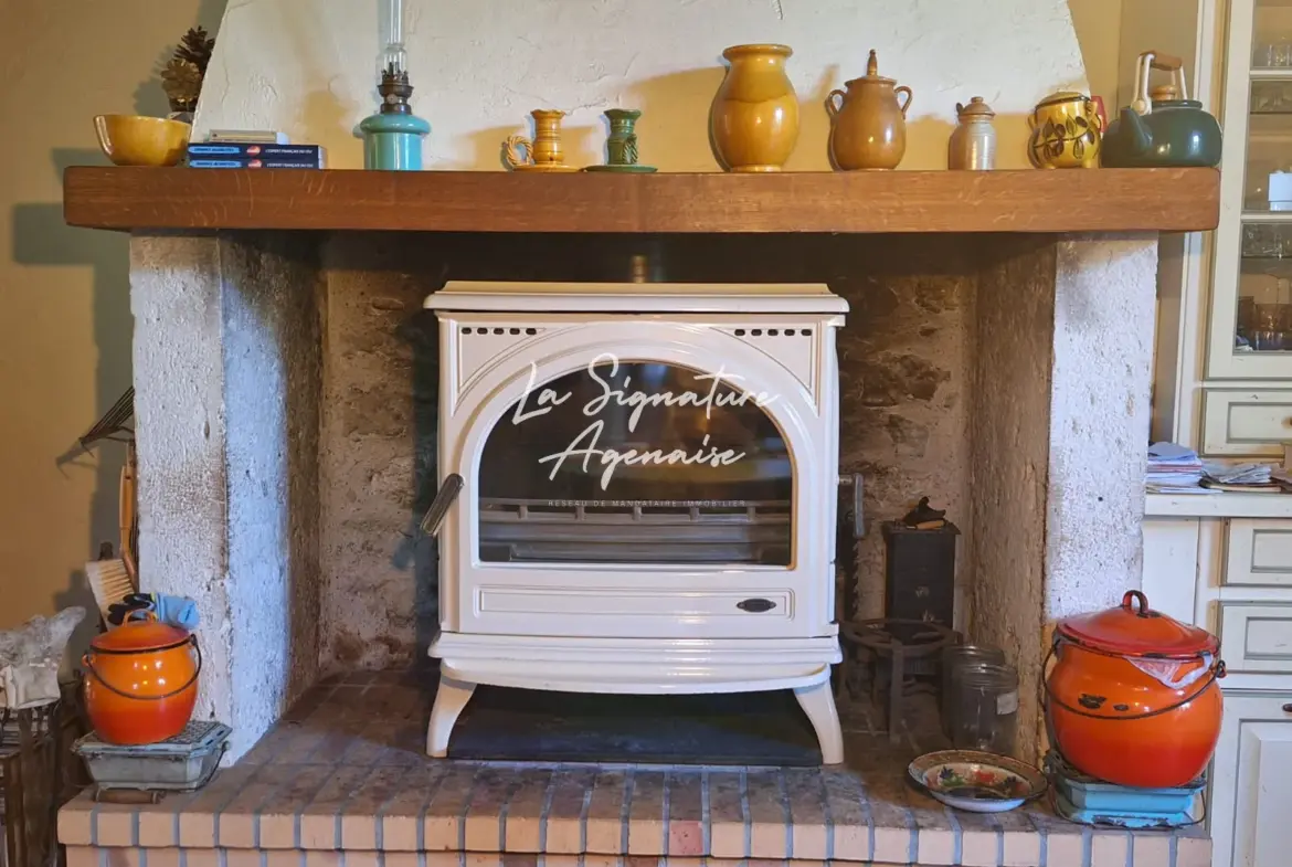 Charmante maison en pierre avec piscine et pigeonnier à Prayssas 