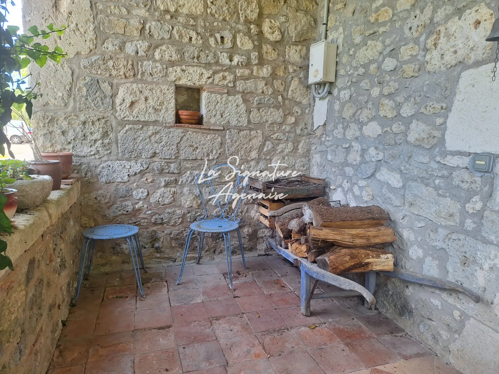 Charmante maison en pierre avec piscine et pigeonnier à Prayssas 