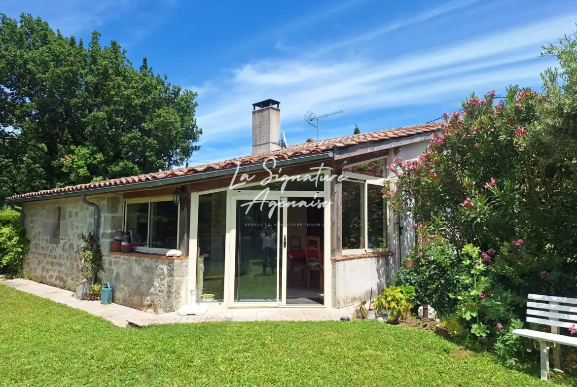 Charmante maison en pierre avec piscine et pigeonnier à Prayssas 