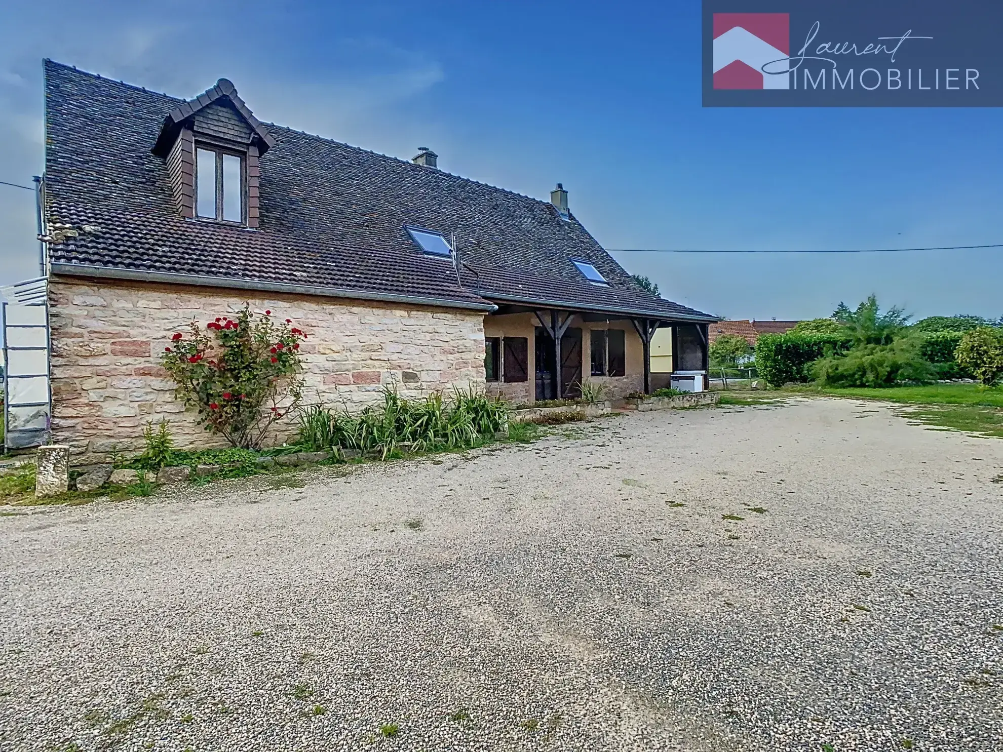 Maison à vendre à Jouvençon - 120 000 € 