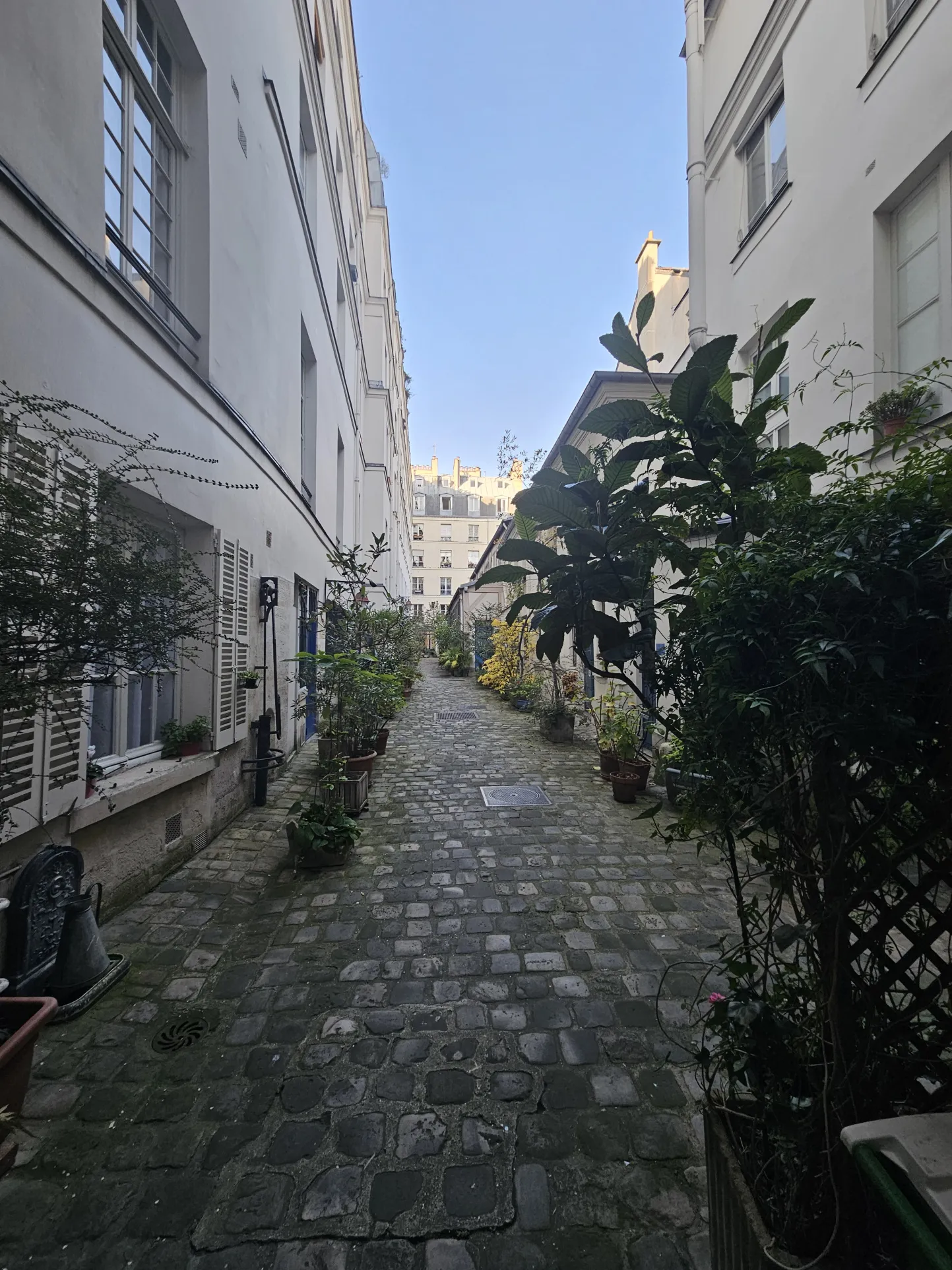 Studio lumineux au cœur du Marais, secteur Saint Avoye 