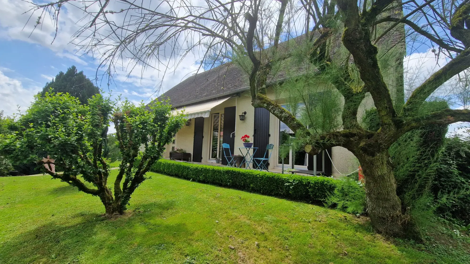 Maison indépendante de 3 chambres avec jardin à Lubersac 